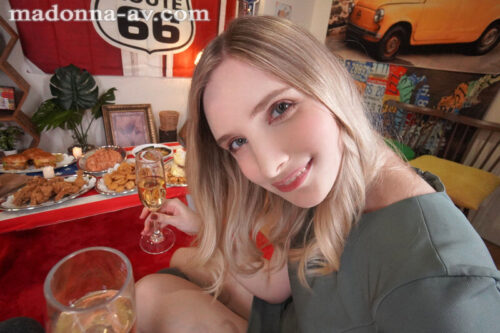 [VR] Homestay with a Blonde Wife - Kiss Greetings & Braless Thrills