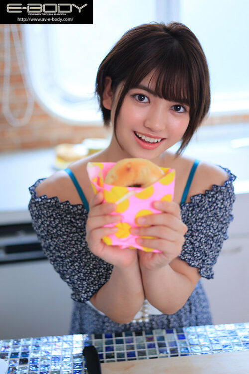 139 Orgasms! 120 Convulsions! 3700ml Squirt! Cheerful G-Cup Hakata Beauty's First Creampie Raw Sex Document - Amahare Noai