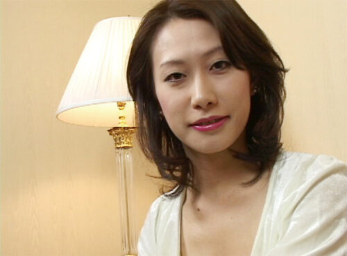 Alluring Married Women's Risky Infidelity Lives