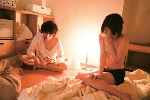 義理の息子にレ●プされ精子中毒の奴●になった継母 香椎佳穂