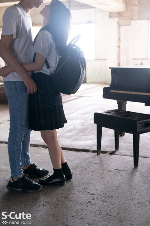 放課後に彼女と。どこでもラブラブセックス。 東條なつ