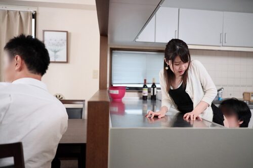 義妹NTR 病み上がりで性欲旺盛な兄に何度もアクメ責めされ快楽堕ちした敏感すぎるパイパン若妻 皆月ひかる