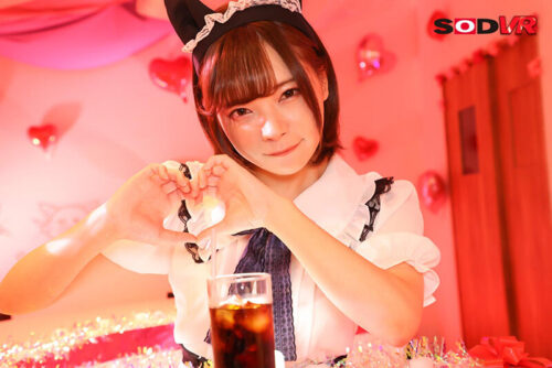 【VR】ぴえん3PVR営業中のコンカフェでみおちゃんにこっそり手マンしてたら、のあちゃんにバレちゃった！俺のことが好きすぎて、争い合うぴえん女子達。ち●ぽが欲しくてマン汁を垂らしながらヨガるのでまとめて3Pしちゃいました。