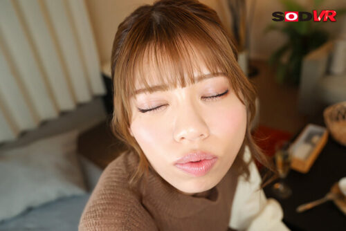 【VR】‘新海咲初VR’ 遠距離彼女と2ヶ月ぶりのデート！「久しぶりにずっと一緒におれるね♪」あま～い声が耳に心地よく響くイチャイチャ密着SEX