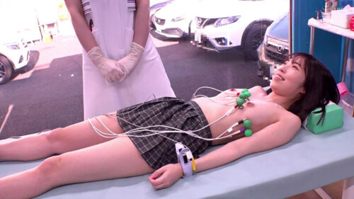 マジックミラー号撮って出し！卒業式直後！就職するJ○に実施する入社前健康診断！青空の下、発育中の乳房やピンク乳首を弄られ極太器具でキツマンを拡張された初心娘の膣は羞恥心に反して純情愛汁垂れ流し！覚えたてのエッチも拒めず中出ししちゃうなんて！～かなで編～