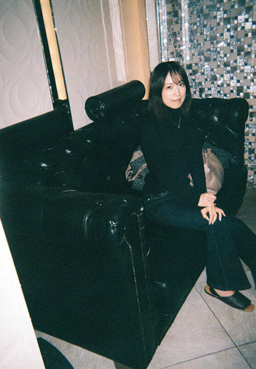 職場で知り合った美人パートの長瀬麻美さんは人生で一度も精子を飲んだことが無いみたいで、ラブホ飲みで距離感縮めてSEXしたらゴックンしてくれたので旦那が帰宅するPM22:00まで何度も精飲と中出しをした。