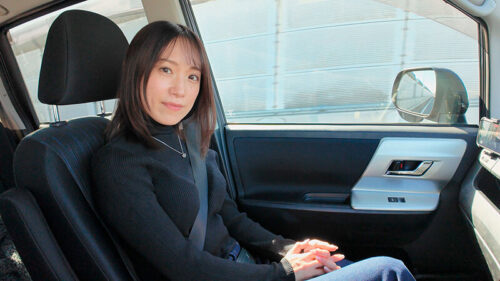 職場で知り合った美人パートの長瀬麻美さんは人生で一度も精子を飲んだことが無いみたいで、ラブホ飲みで距離感縮めてSEXしたらゴックンしてくれたので旦那が帰宅するPM22:00まで何度も精飲と中出しをした。