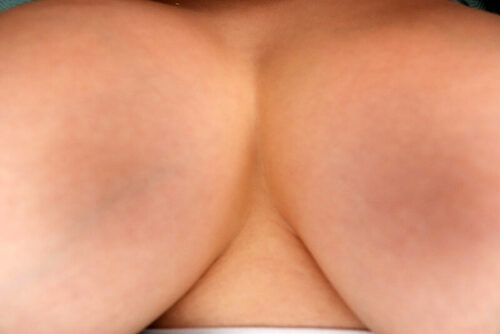 【VR】快楽死執行人 安楽死ならぬ‘快楽死’が合法化された世界 爆乳×爆尻で窒息させ、射精の快楽とともに死に葬る人生最後にして最高の選択肢 乙アリス