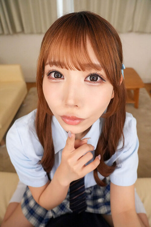 【VR】人生掻き乱されるほど大胆で過激な誘惑に、自分を見失わせる超小悪魔生徒 尾崎えりか