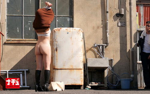 スカート巾着尻で助けを求められても我慢できない！誰かもわからずにチ○ポをブチ込まれ嫌がりながら絶頂する敏感女2