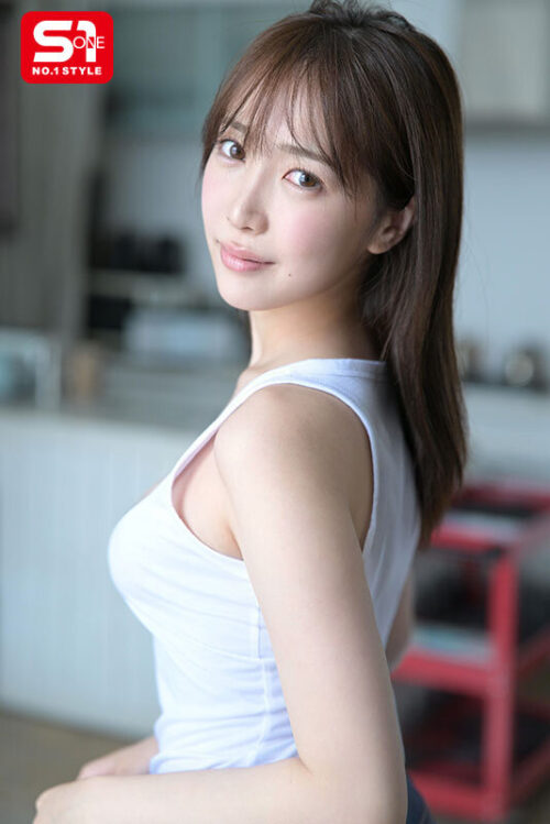 あの話題の超庶民お姉ちゃん、一歩イイオンナ感。人生初めて尽くし性交で絶頂イキまくり初体験3本番 鈴木希