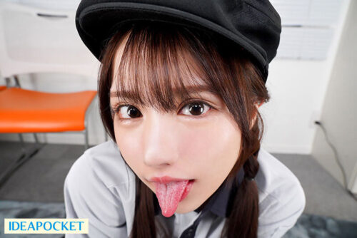 【VR】僕をにやにやパンチラで誘惑してくる顔面最強の小悪魔後輩バイトに掌の上で転がされたい… 【2SEX 8K VR】 佐々木さき