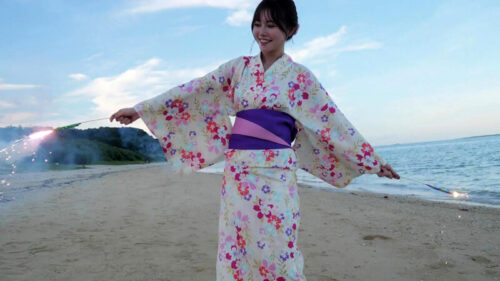 ターコイズブルーの誘惑 込山榛香