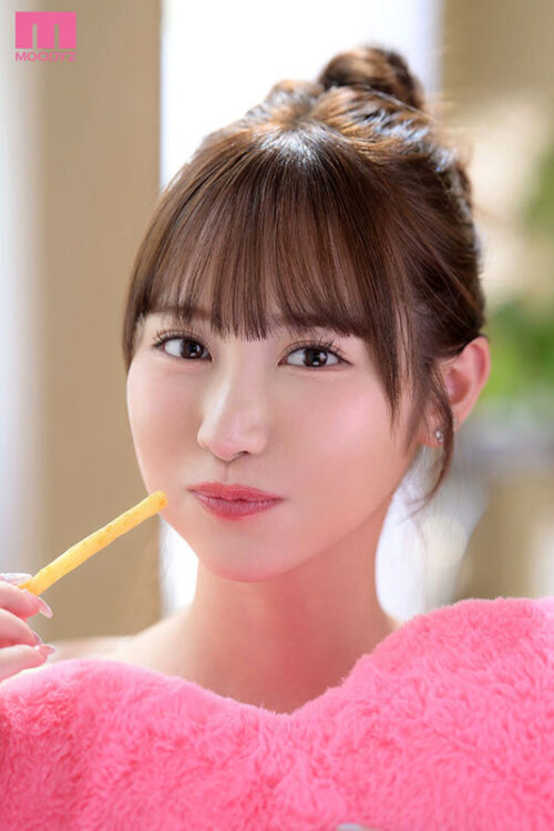 【VR】顔面特化8KVR 猛烈に可愛い僕らのアイドル六花の顔を超近距離で見つめ続けてながら最高イチャラブ中出し2SEX！ 小野六花