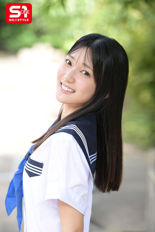 清楚可愛い教え子に誘惑された俺は、彼女の顔、声、肉体に耐えきれず…背徳に溺れて挿れまくったわいせつ性交 初美なのか