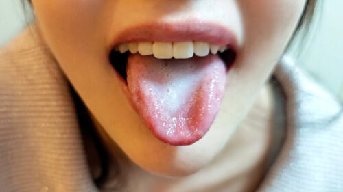 料理も作ってくれるし中出しもさせてくれる隣の部屋の世話焼き人妻 みずきさん