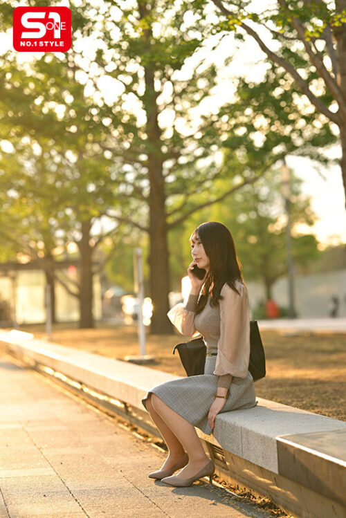 【VR】VR NO.1 STYLE シロウト史上最細J＜篠 真有＞8KVR解禁 限界スレンダーにたわわに実ったおっぱい堪能special