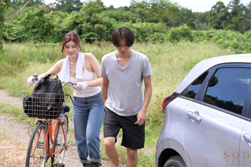 都会の生活に疲れた僕が一人旅で訪れたド田舎で、女神みたいな巨乳美女に全肯定されながら何度も何度も射精した夢みたいな一週間。 神木麗