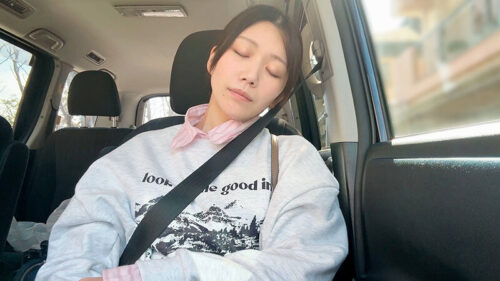 会社の飲み会で酔いつぶれた同じ部署の戸川なみさんをラブホで休ませたら酔った勢いで襲われて少し寝たら正気に戻ったけどSEXの気持ち良さが忘れられず翌朝まで何度も精飲と中出しをした