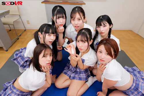 【VR】【8K】校則改革VR 第15条3項スカートは常に下着が見える丈の物を着用すること