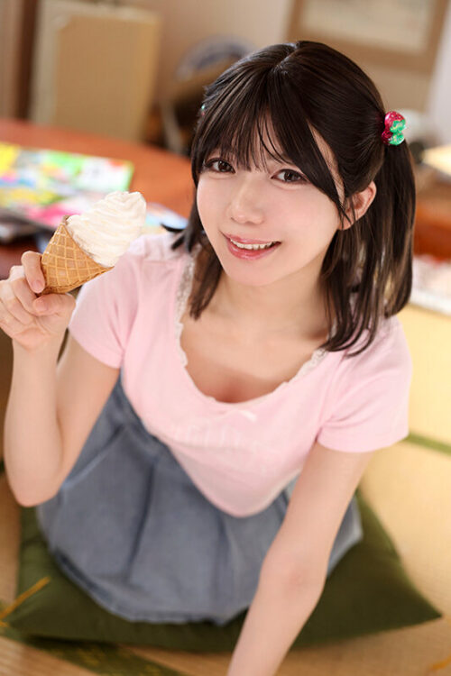 【VR】パイパンの幼い女の子 ～可愛いお口の由奈ちゃんにボクはたくさん精子を飲ませる～ 日向由奈