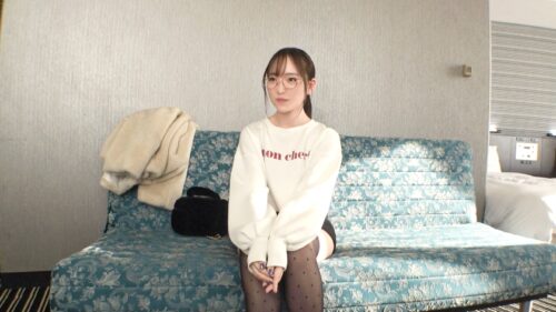 「もしも私の目の前にデカ○ンが現れたら...満足するまで私をメチャクチャにしてください...初めての男優チ○ポでガン突きされて滅茶苦茶綺麗なEカップが揺れまくる！ 【初撮り】ネットでAV応募→AV体験撮影 2551」