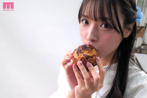 【VR】八木奈々と初めてのお忍びお泊まりデート いっぱい恥じらって、手を握って、愛し合ったのに「まだ帰りたくないな…」切なそうな顔が可愛すぎて延泊して世界で一番大好きな奈々と一晩で一発、二発、三発と…